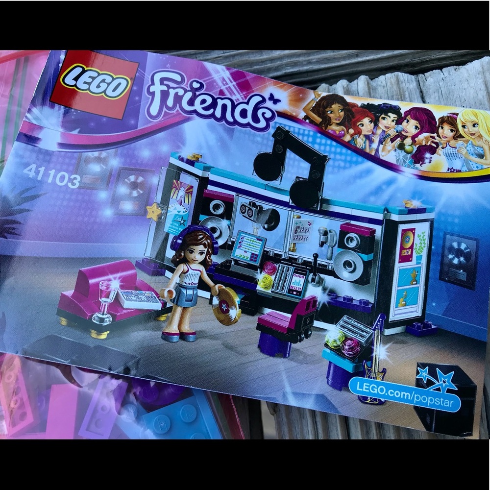 100% COMPLETE LEGO Friends 41130 Pop Star Recording Studio Building Block Set